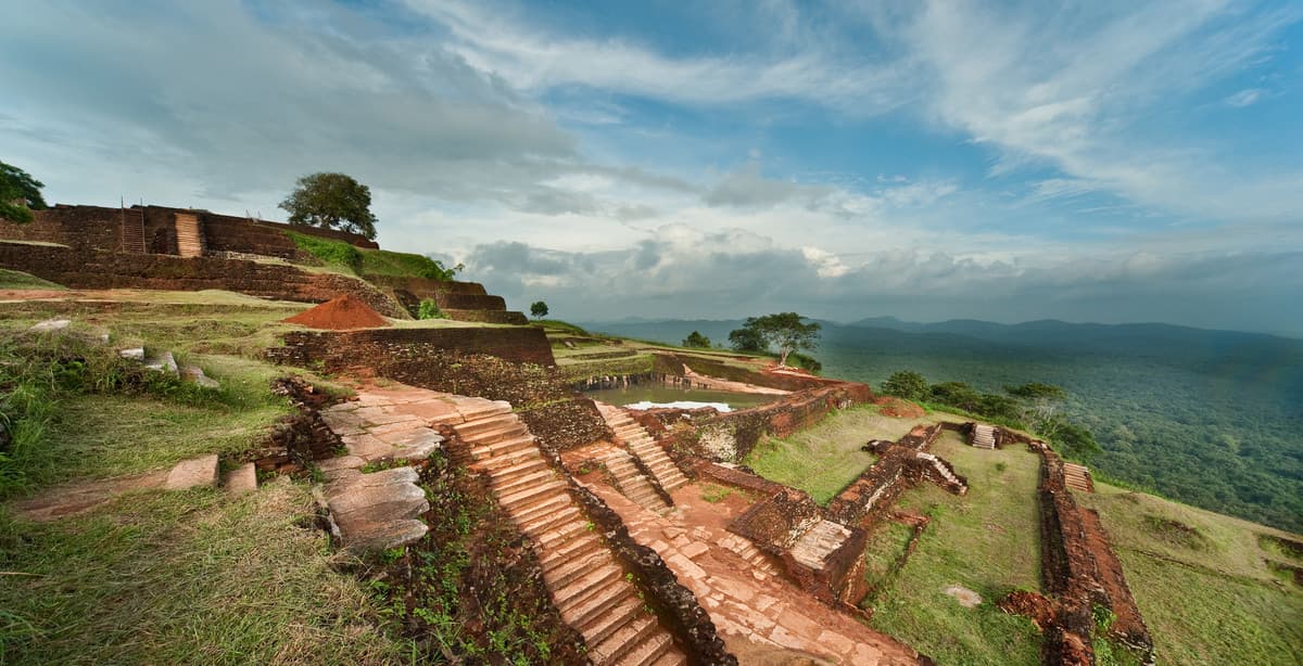 Ultimative Sri Lanka Rundreise: Höhepunkte und Naturerlebnisse