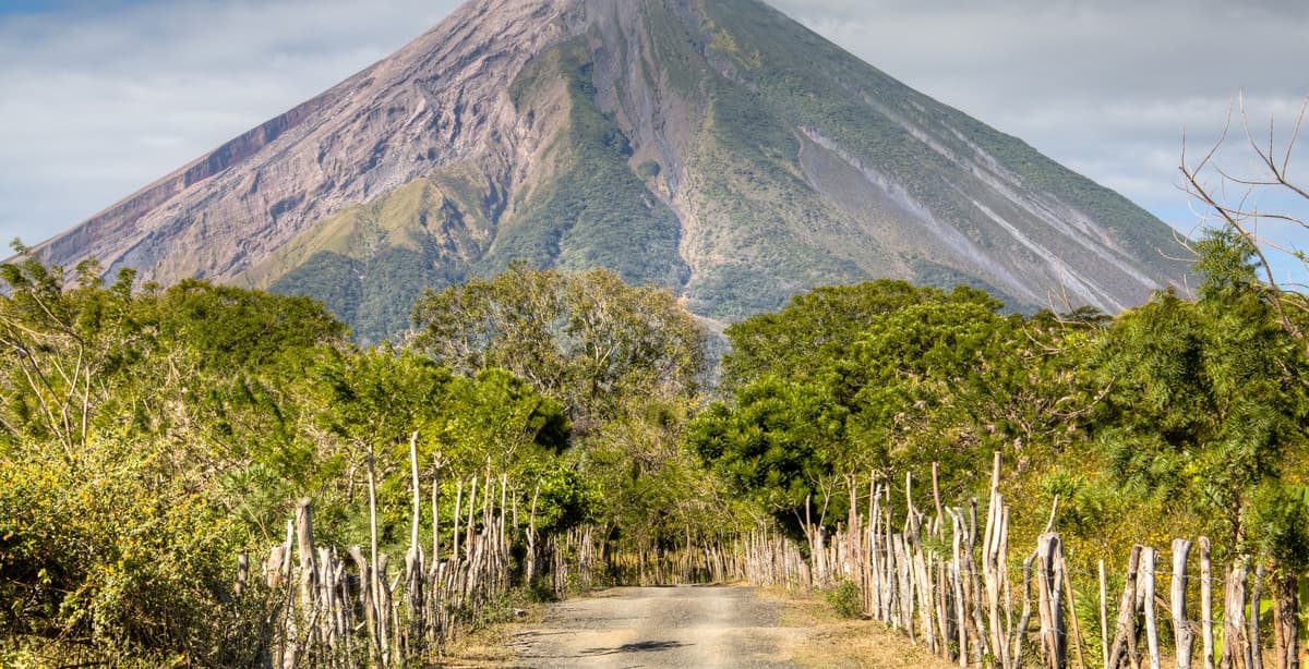 Hiking Nicaragua - the land of lakes & volcanoes