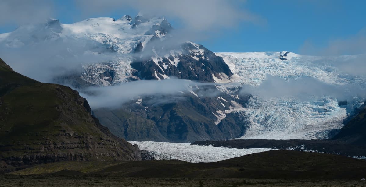 Iceland's south: glaciers, volcanoes & national parks