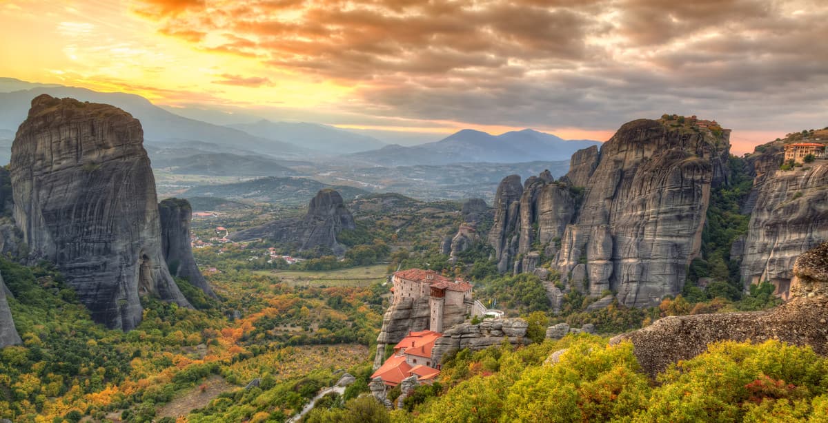 Athens & mainland: 14-day trip through Greek history