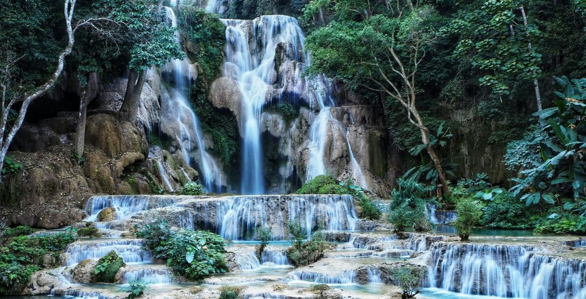 7-Day Tour Through Laos