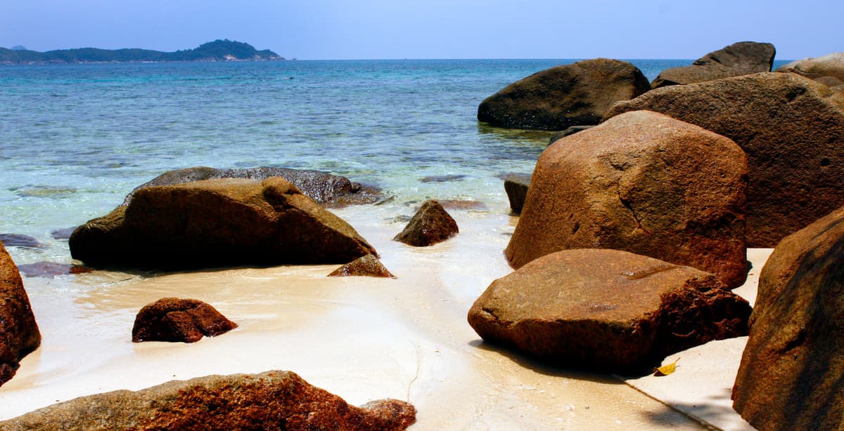 Malaysia's rainforests & tropical islands