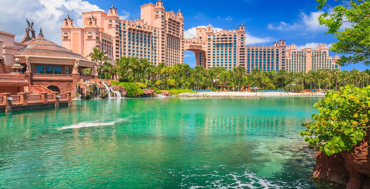 Incredible UAE: discovering Dubai & other Emirates