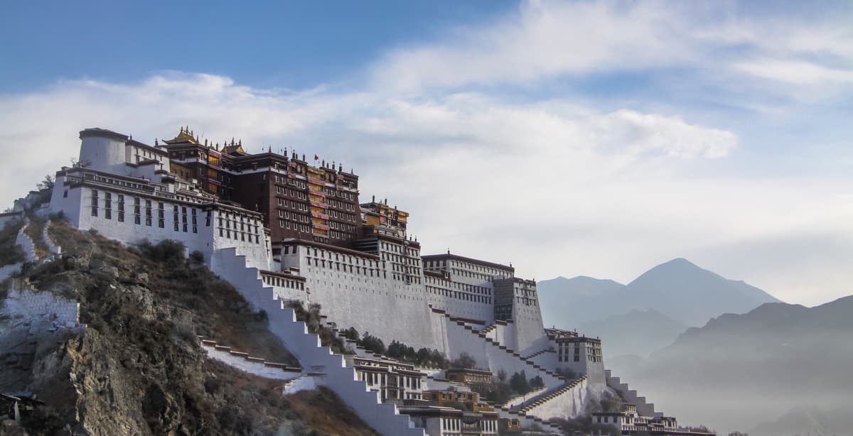 15-day Tibet & Nepal deep-dive tour