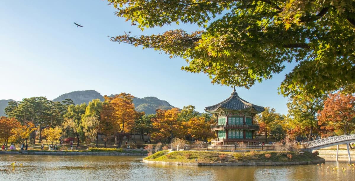 South Korea: ancient kingdoms & modern cities