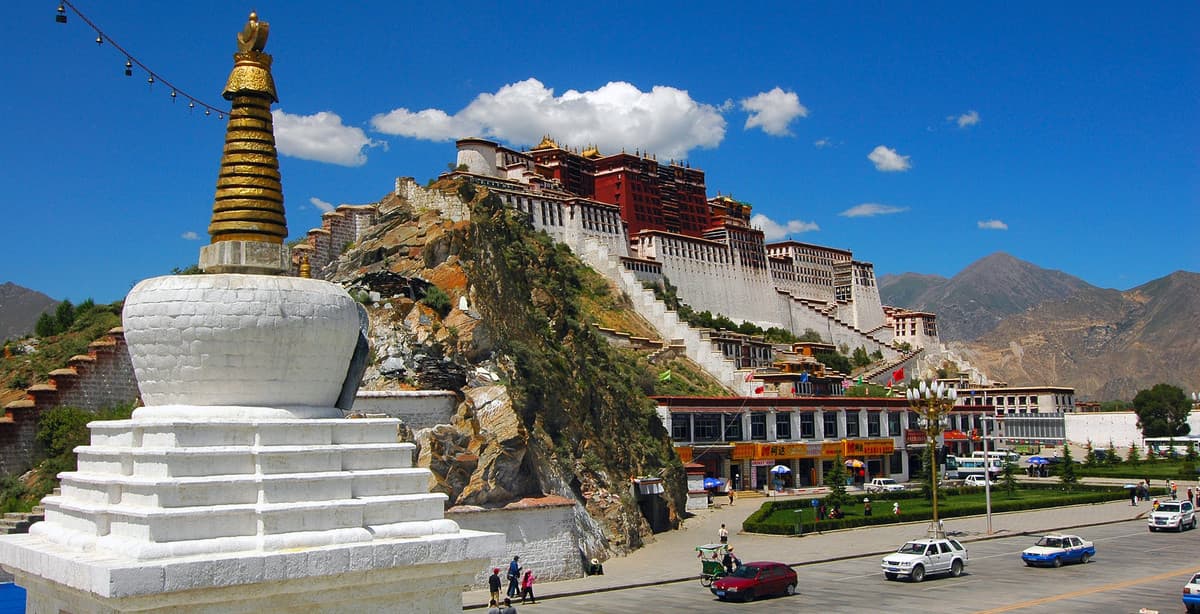 Private Lhasa cultural tour from Kathmandu