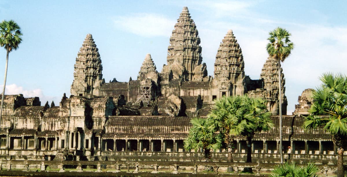 9 days in Cambodia: temples & beaches tour