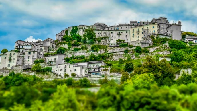 Immerse yourself in the local history & food