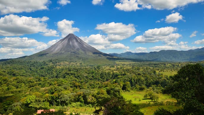 Experience the wonders of Arenal