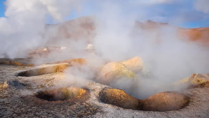 Desert explorations & hot spring baths