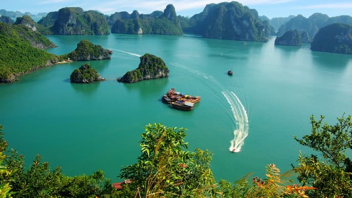 Ha Long Bay cruise