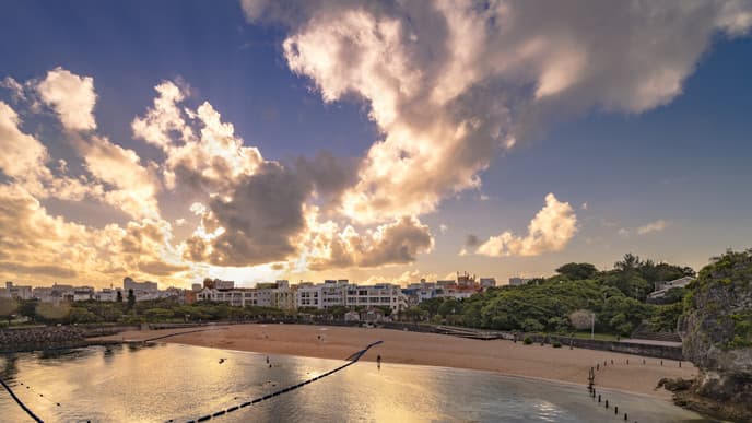 Shopping in der Kokusai-dori-Straße