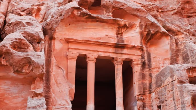 Get Lost In The Majesty Of Petra