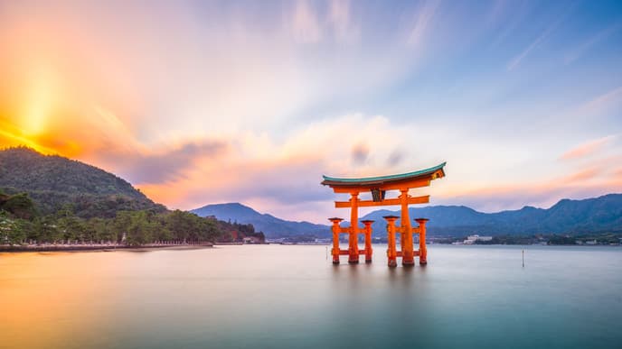 Explore Hiroshima & Miyajima Island