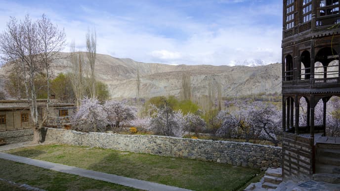 Day 9: Amazing Hike and Palace Relaxing