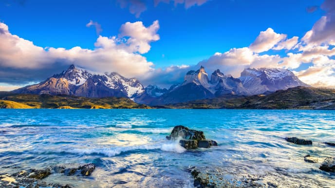 Bootsfahrt auf dem Pehoe-See zum Wanderstartpunkt