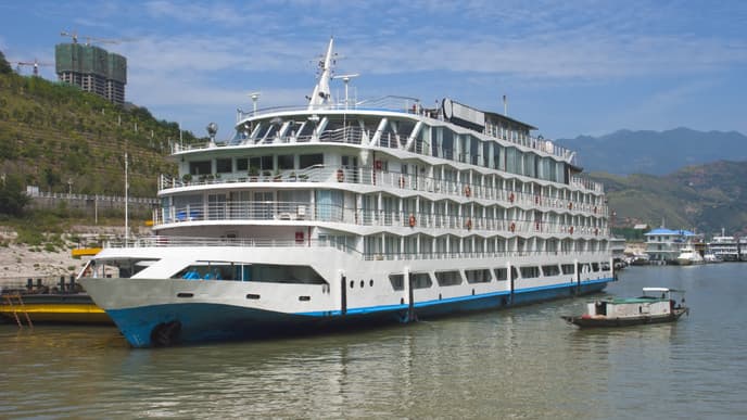 Yangtze Kreuzfahrt und Besuch der Shiboazhai Pagode