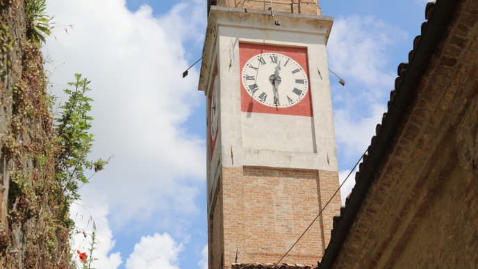 Explore Guarene at your own pace