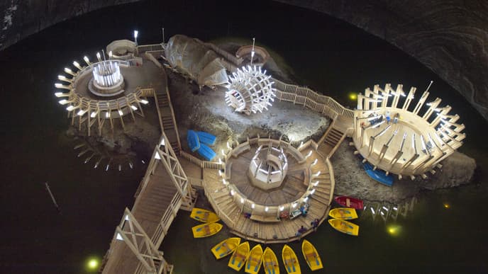 Play some inderground games in Turda!