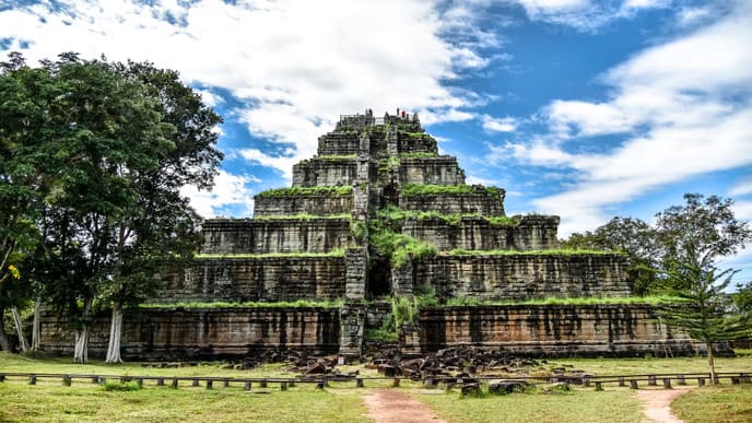 Hidden jungle temples