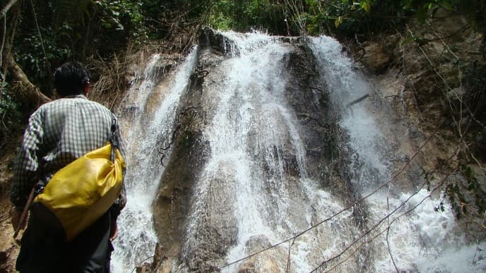 Laos Aktiv erleben, Nam Ou, Dorfwelt, hunderte Wasserfälle...