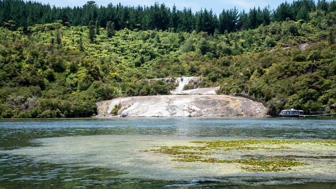Parks und heiße Quellen rund um Rotorua