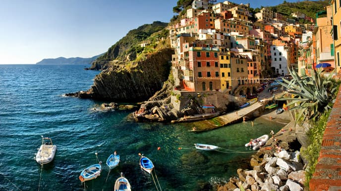 Drive along the Mediterranean Sea coast
