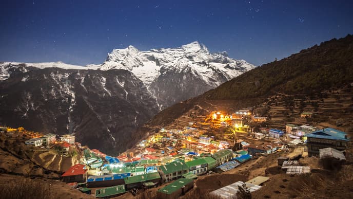 Trek to Namche Bazaar
