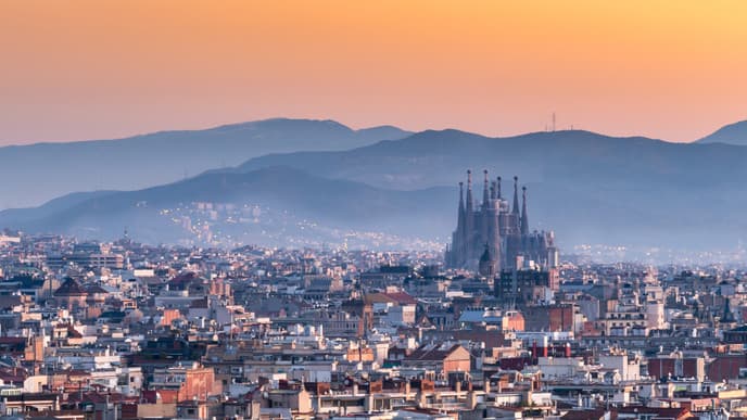 See the vibrant icons of Barcelona