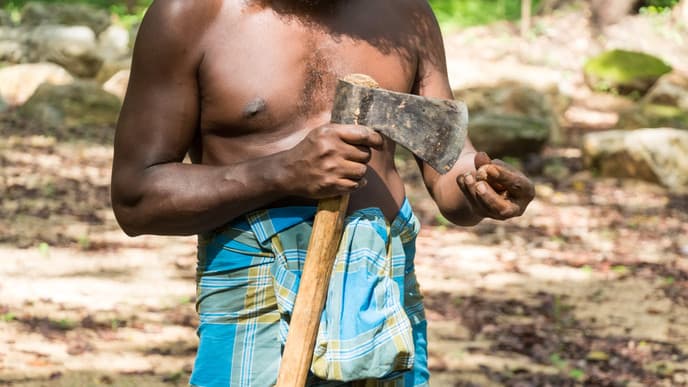 Visit an aboriginal community in Veddha