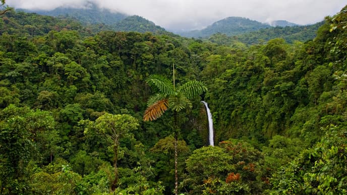 Journey to the mighty Arenal Volcano