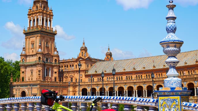 Bike tour through Sevilla