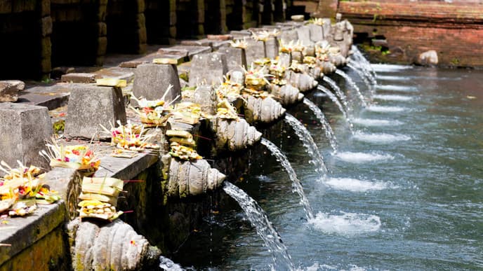 Explore the Gunung Kawi temple