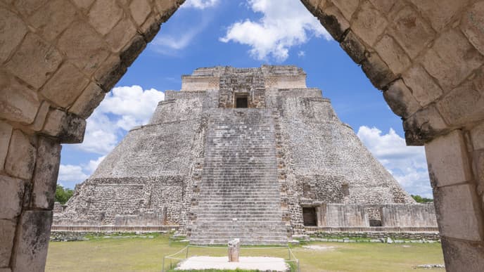 History & hidden cenotes