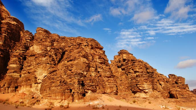 Zu Fuß durch die Felsenstadt Petra – Wadi Rum