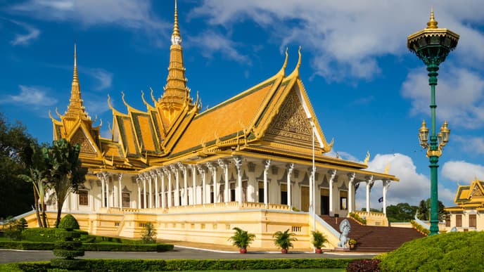 Arrive in Phnom Penh for a sunset cruise
