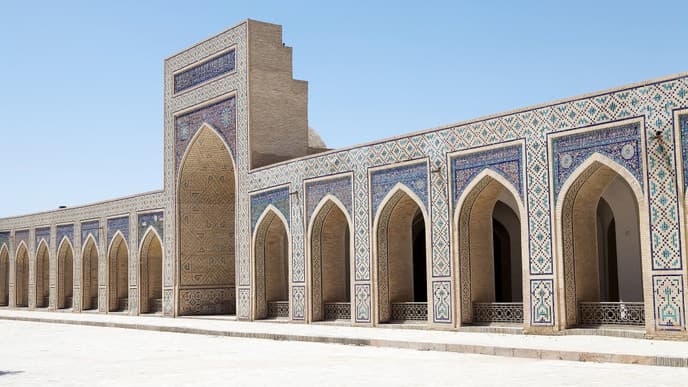 Discover the Secrets of the Silk Road