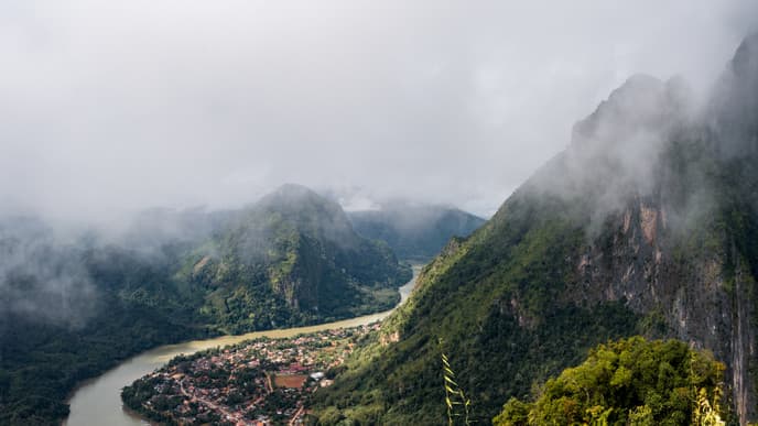 Auf Wanderung in Nong Khiau