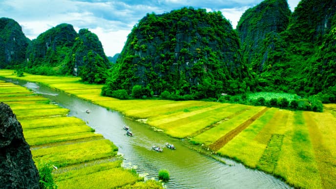 Cycle through the countryside of Ninh Binh
