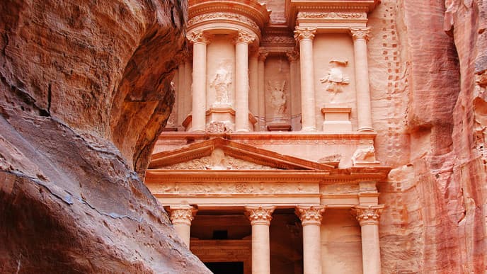 Explore The Crusader Castle Of Karak