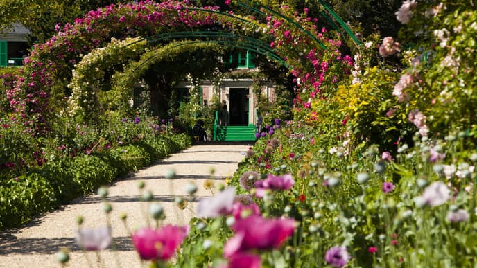 Take a day trip to Monet's home
