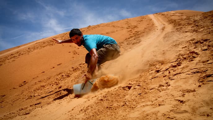 Sandboarding in El Mogote