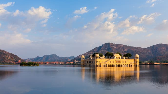 Travel to India's Pink City