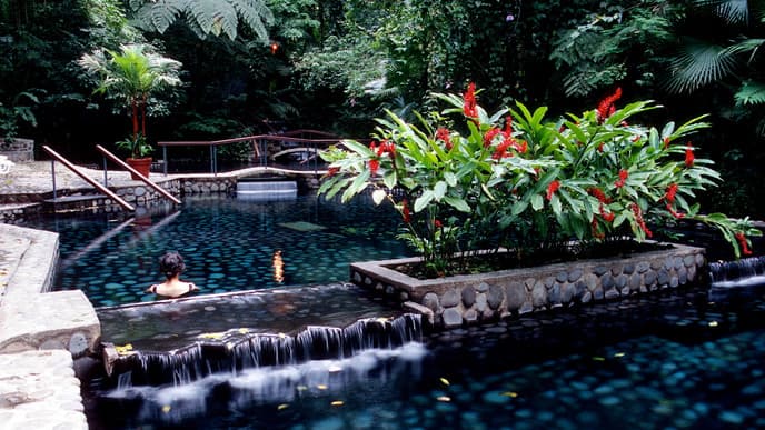 Explorations in the shadow of Arenal