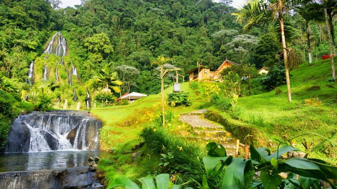 Enjoy the Lush Thermal Hot Springs of Santa Rosa