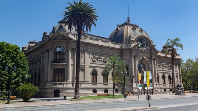 A guided tour of Santiago
