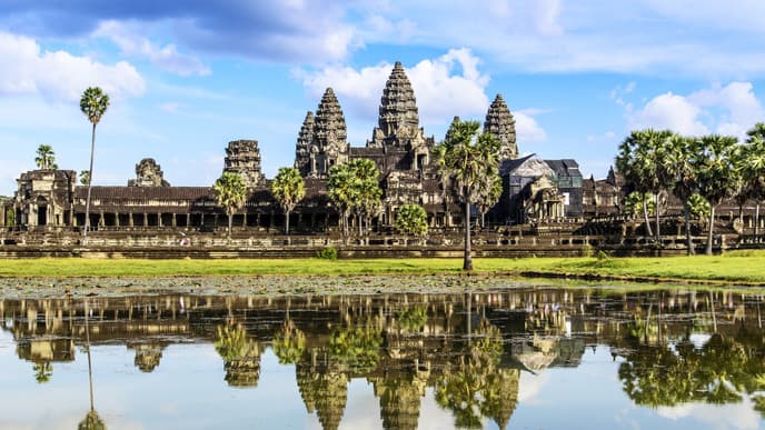 Exploring Angkor Archaeology Park