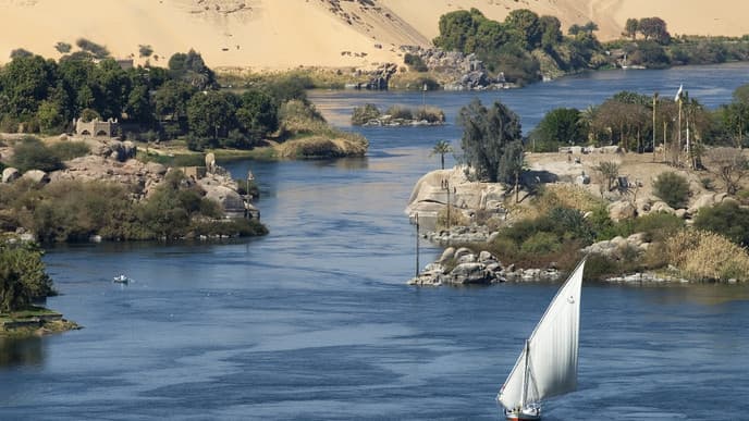 Cruising the Nile