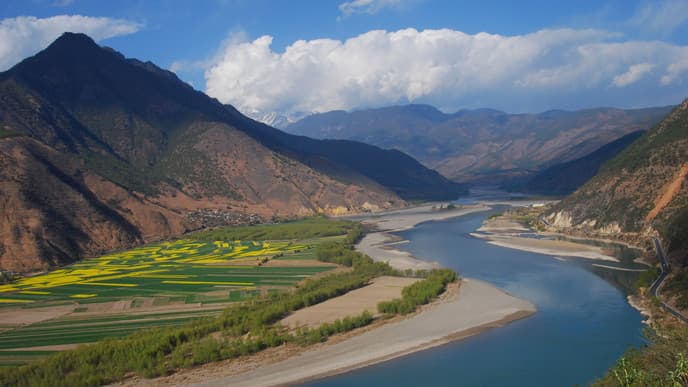 Embark on a Challenging Trek to a Yangtze River Town