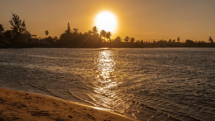 Spend A Leisurely Day At Manakara